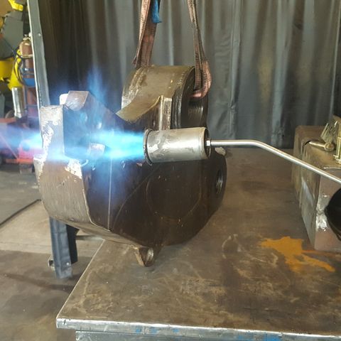 Blade seat repair, step 1 of 6