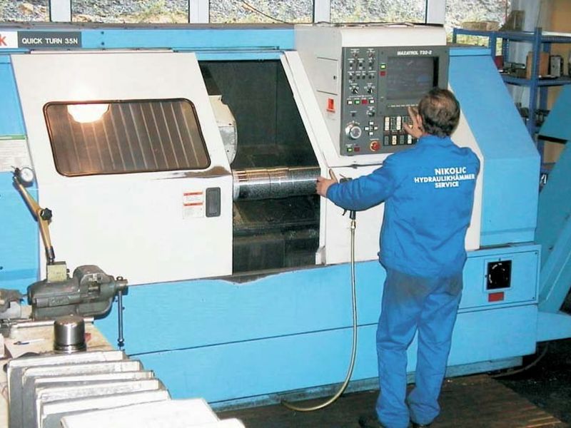 Machine tool at work