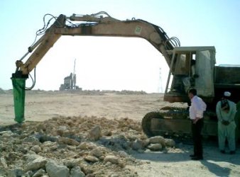 Arabien: Montabert BRH-1100 Abbruchhammer